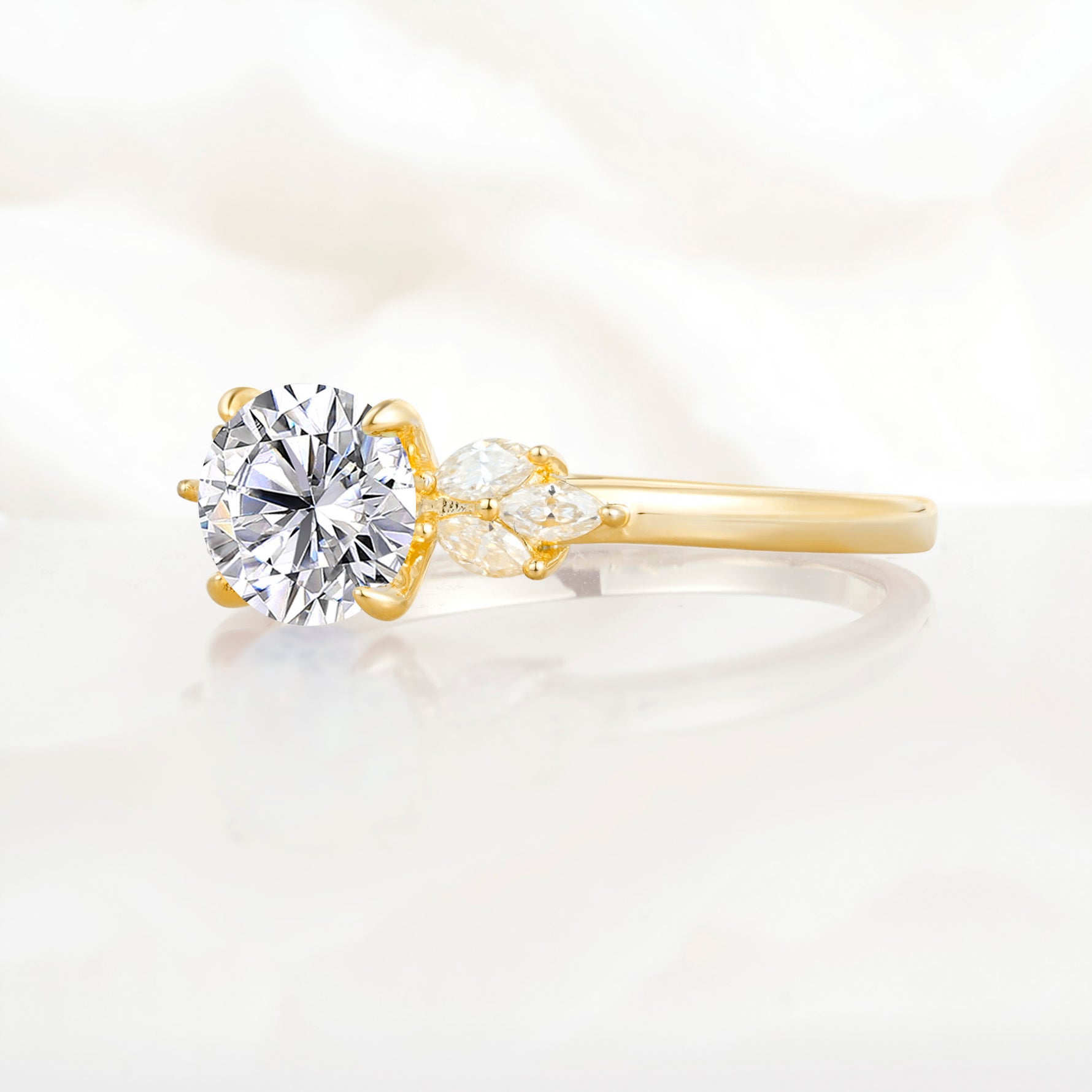 SR11590 Lab Diamond Ring - White-Gold