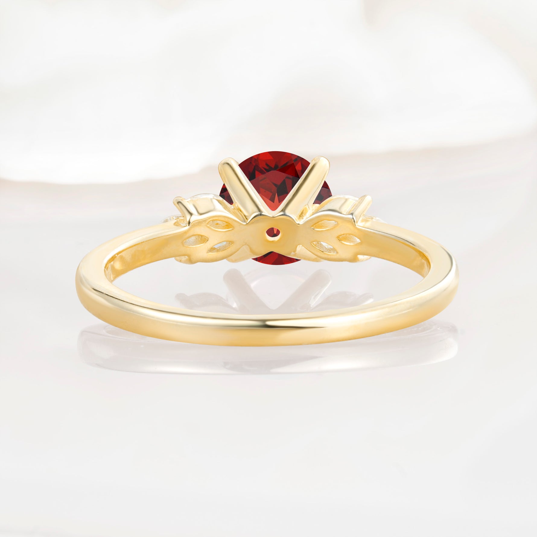 SR11590 Garnet Ring - Additional view