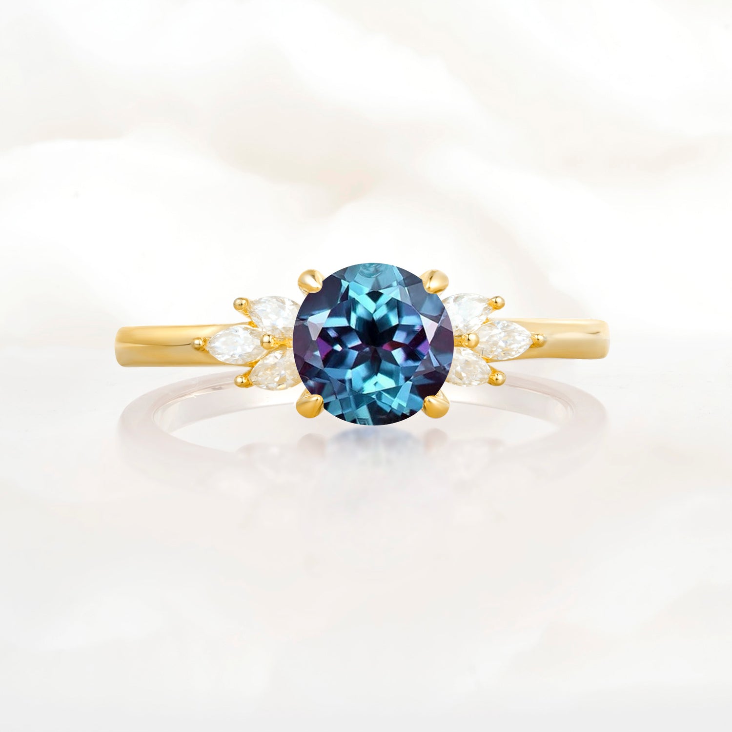SR11590 Alexandrite Ring - Yellow-Gold