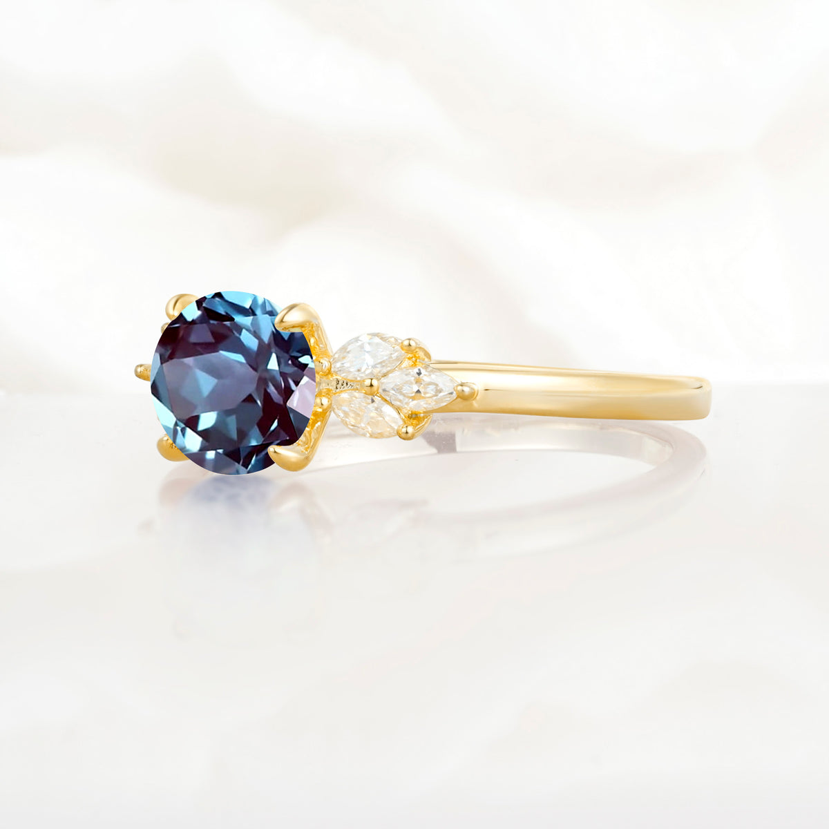 SR11590 Alexandrite Ring - White-Gold