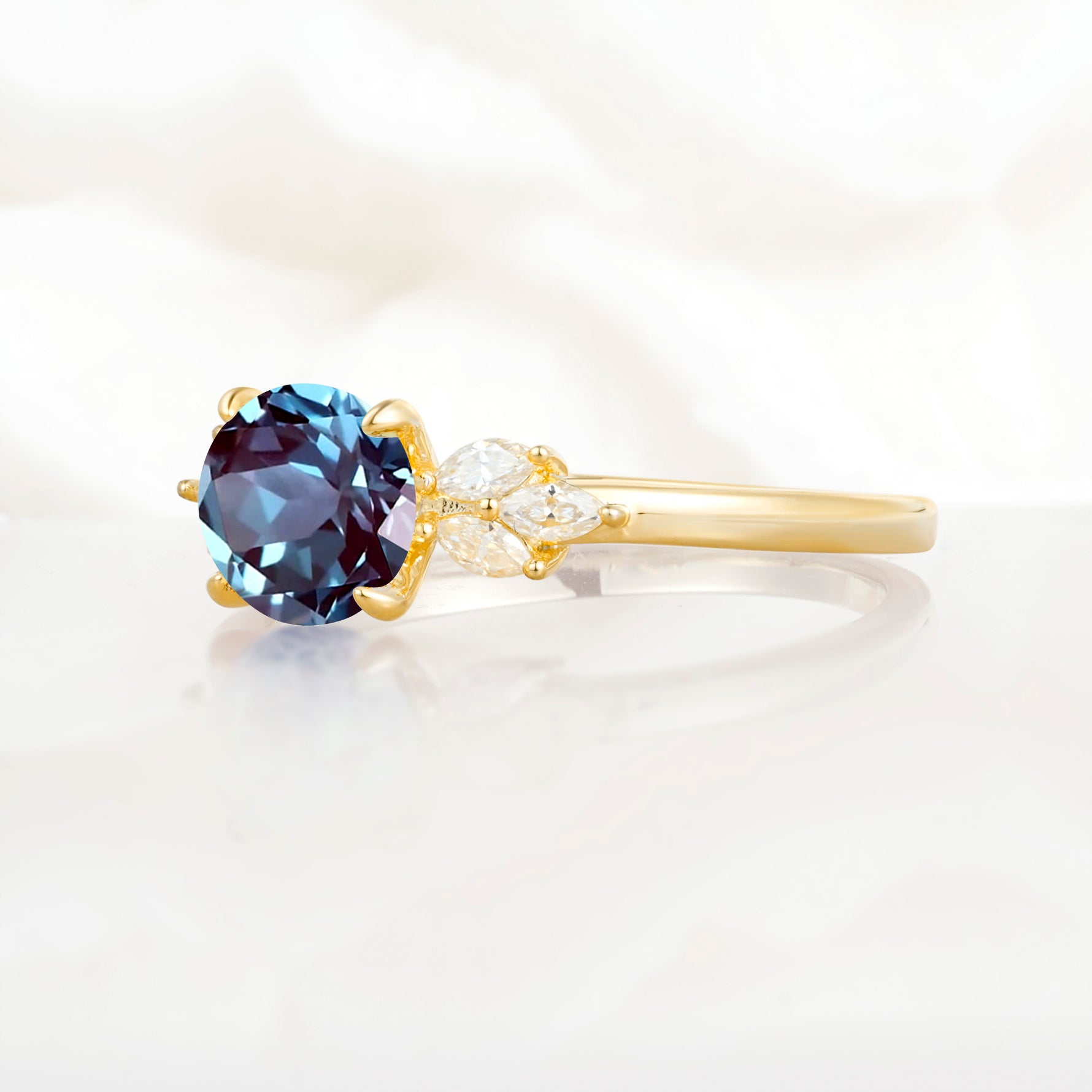 SR11590 Alexandrite Ring - White-Gold