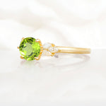 SR11590 Peridot Ring - White-Gold