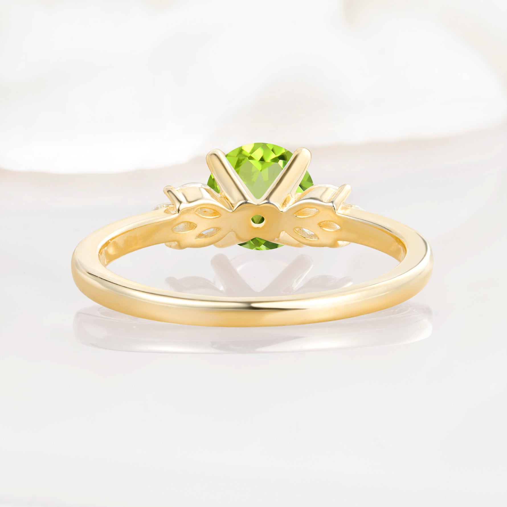 SR11590 Peridot Ring - Additional view