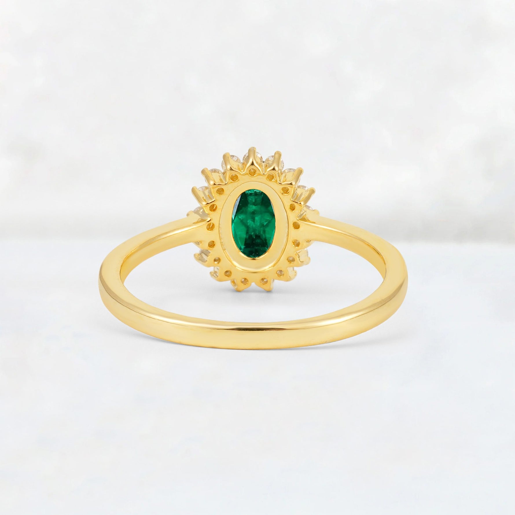 Oval Emerald Halo Vintage Engagement Ring - Additional view