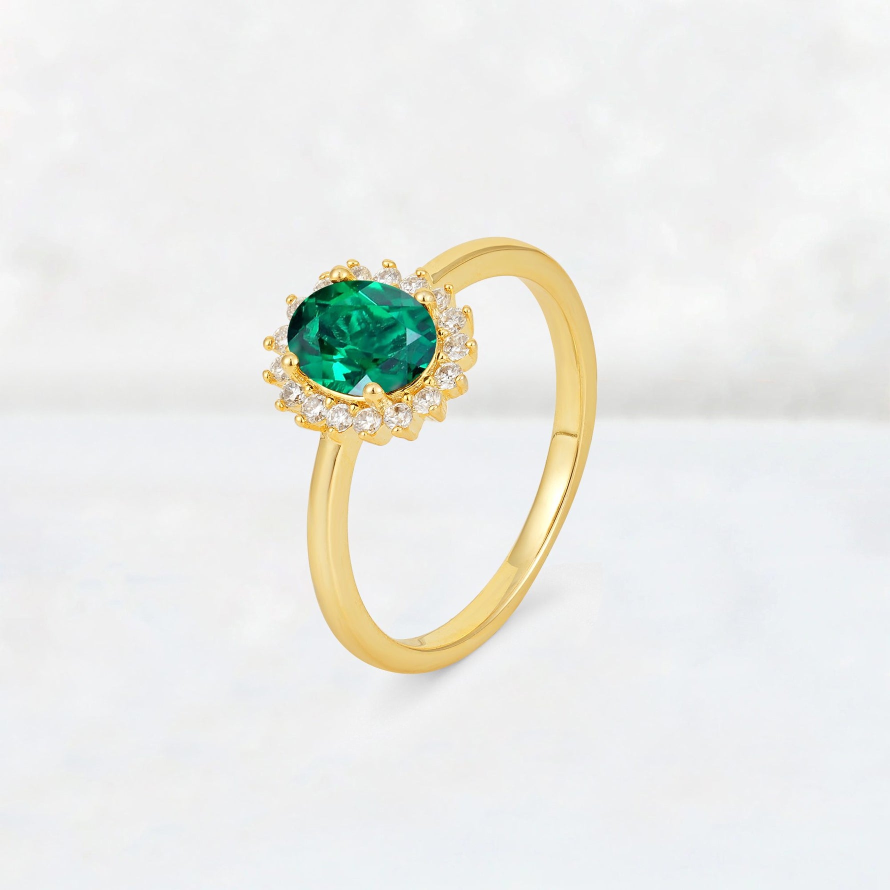 Oval Emerald Halo Vintage Engagement Ring - Additional view