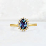 Oval Alexandrite Halo Vintage Engagement Ring - Additional view