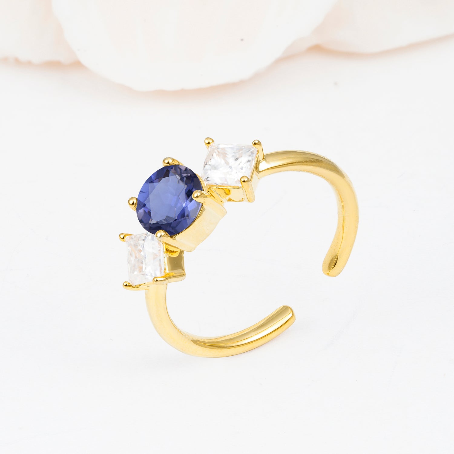 Vintage Floral Round Cut Fire Tanzanite Engagement Ring