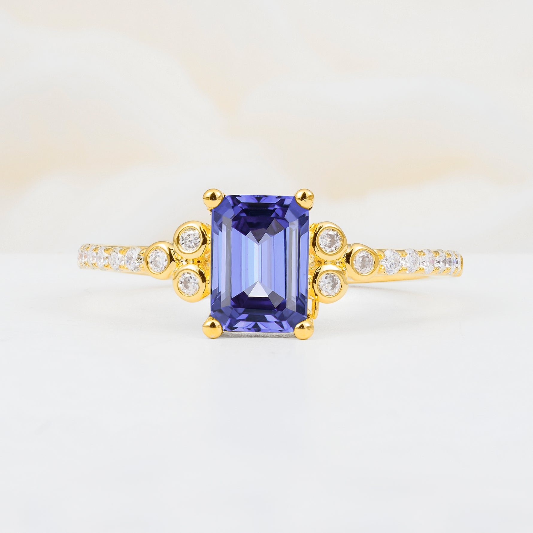 SR12519 Tanzanite Ring - Yellow-Gold