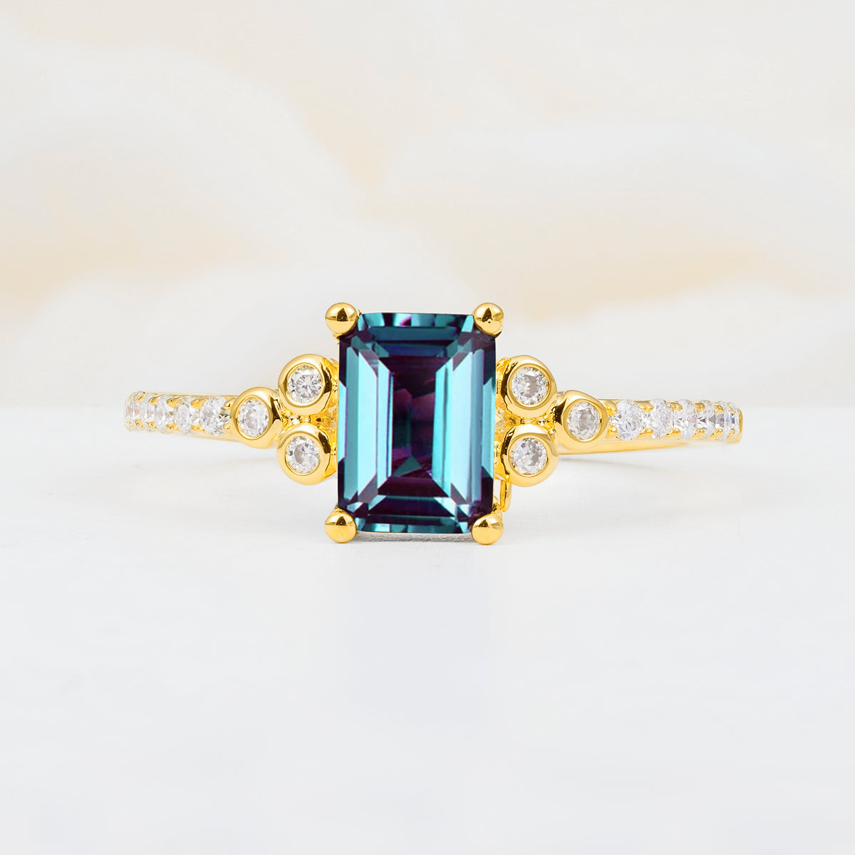 SR12519 Alexandrite Ring - Yellow-Gold