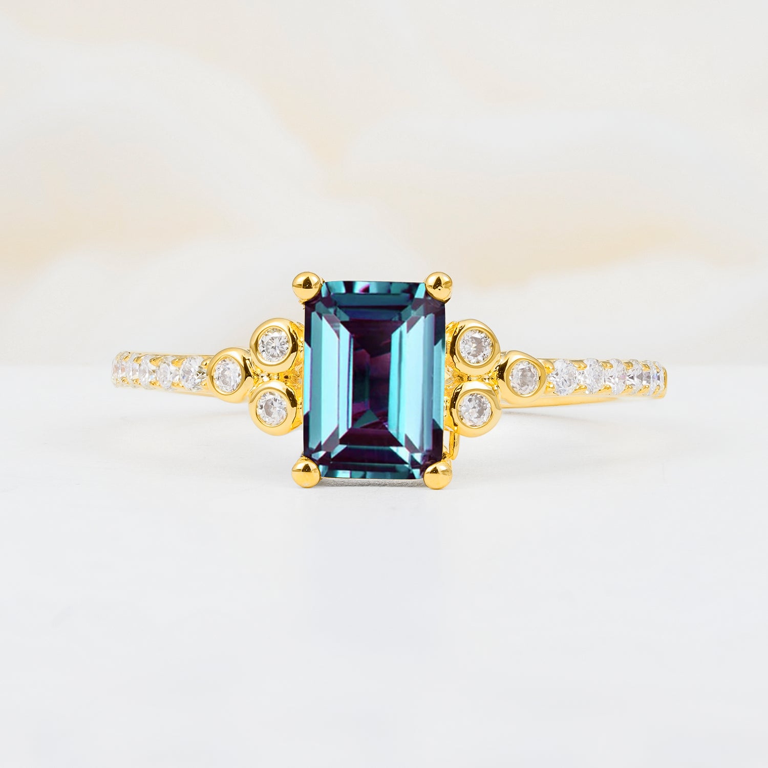SR12519 Alexandrite Ring - Yellow-Gold