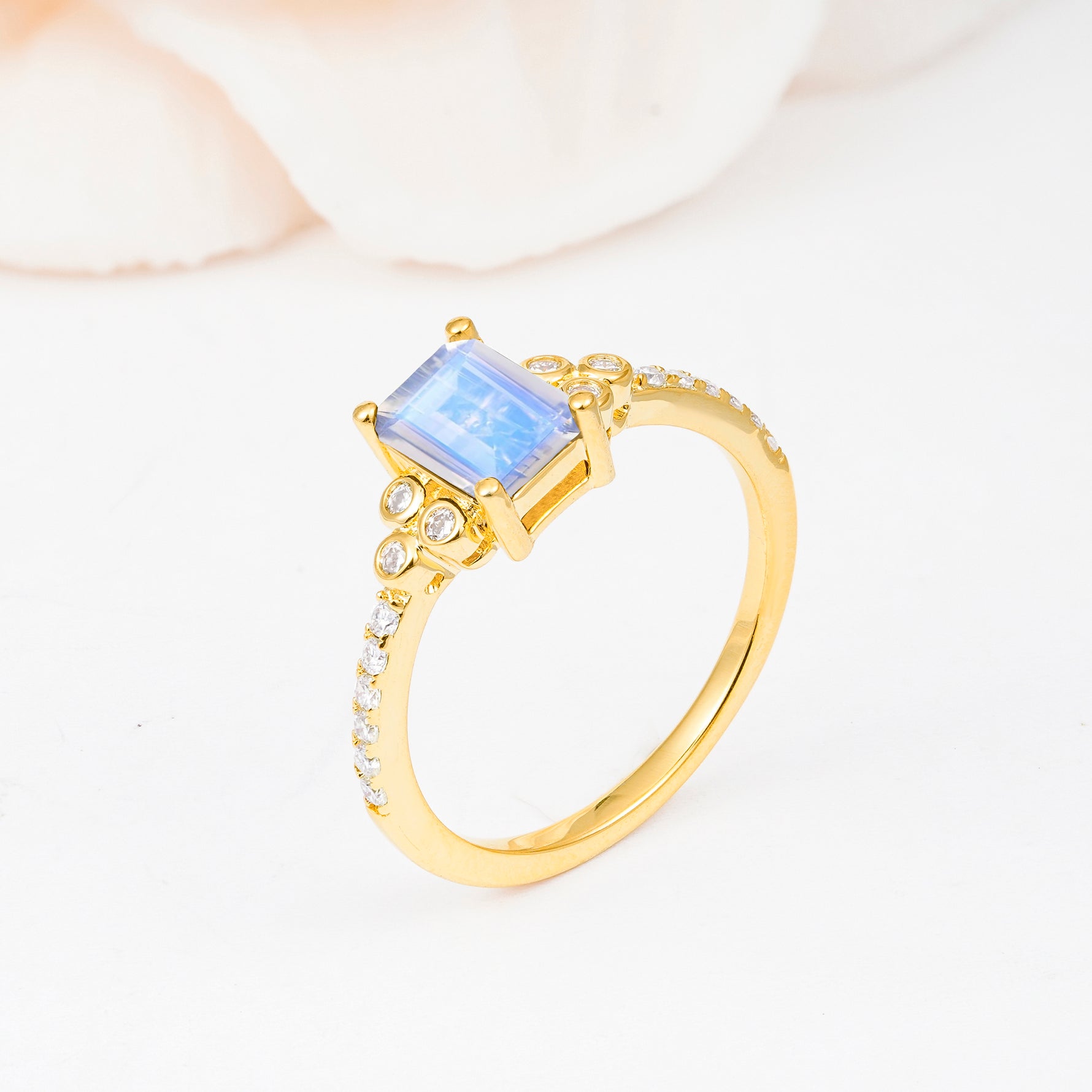 SR12519 Moonstone Ring - White-Gold