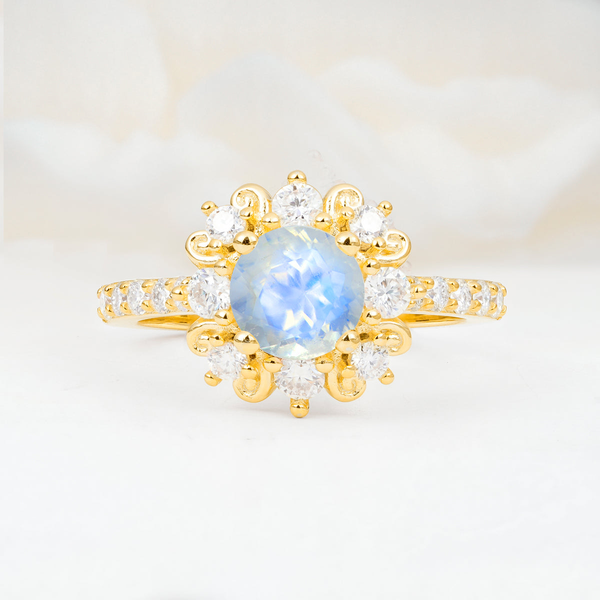 SR12539 Moonstone Ring - Yellow-Gold