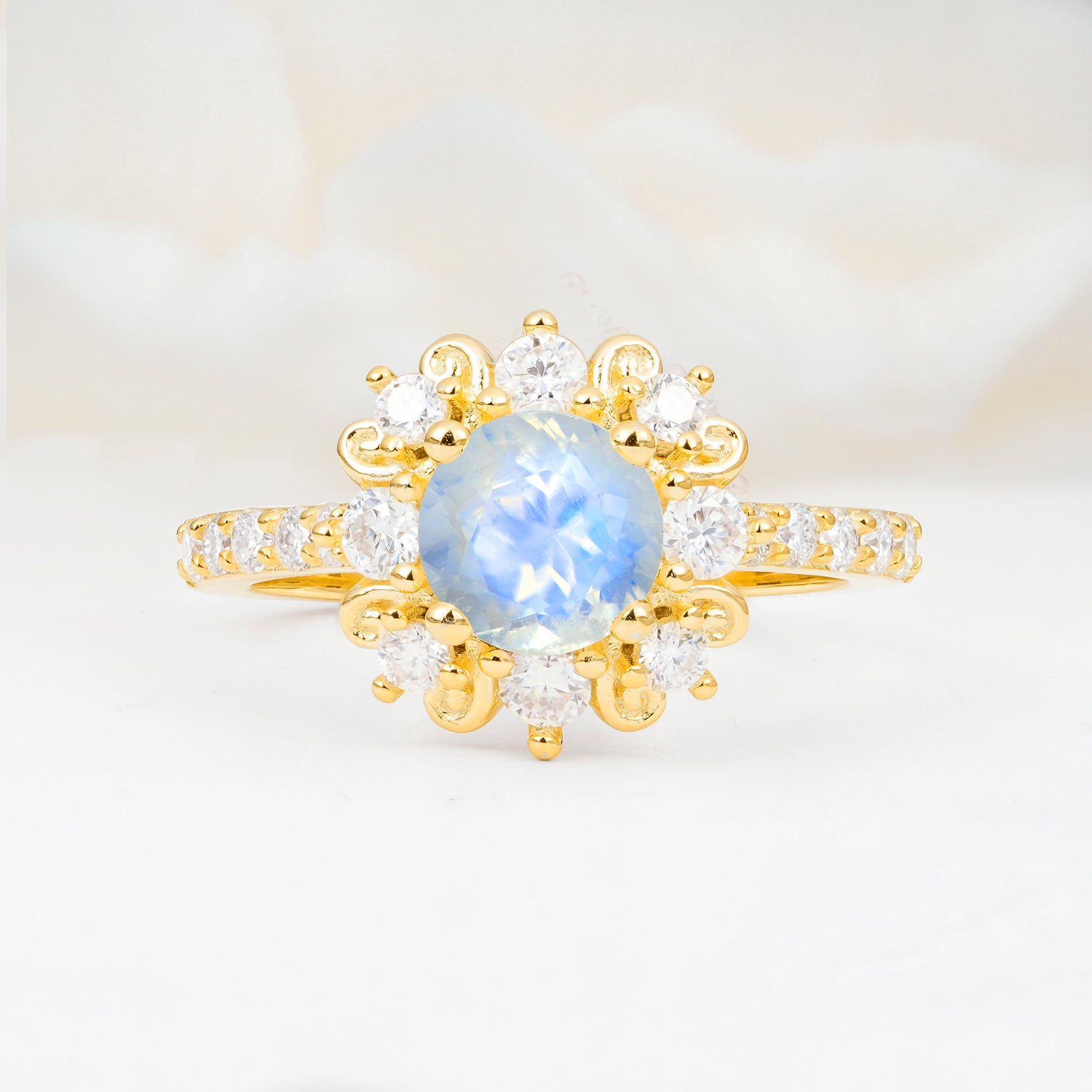 SR12539 Moonstone Ring - Yellow-Gold