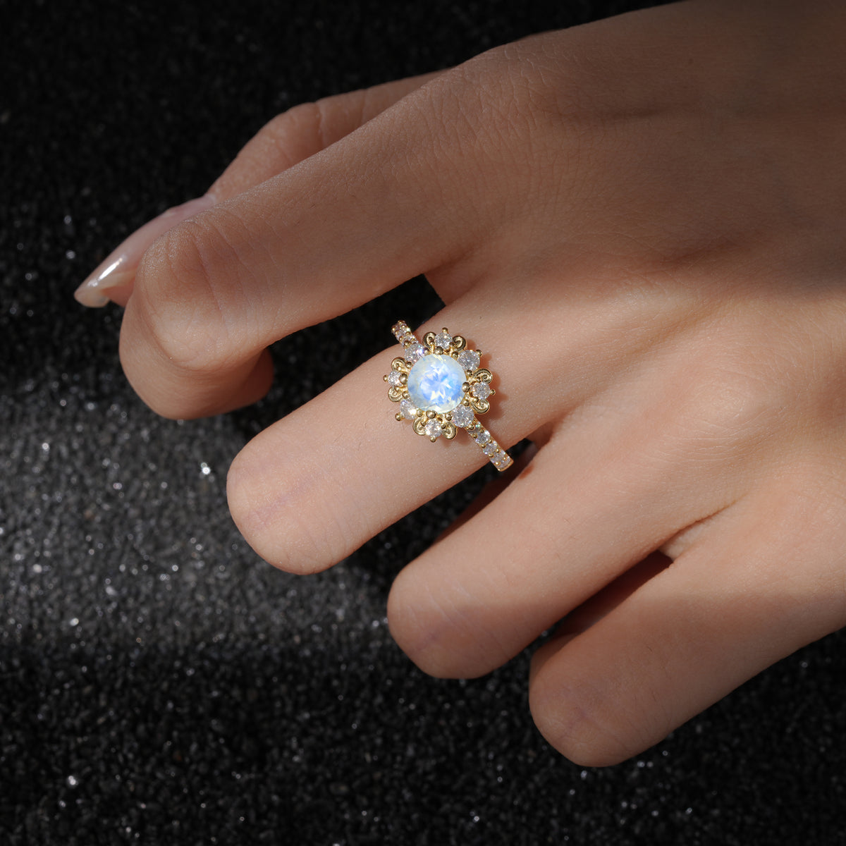 SR12539 Moonstone Ring - Rose-Gold