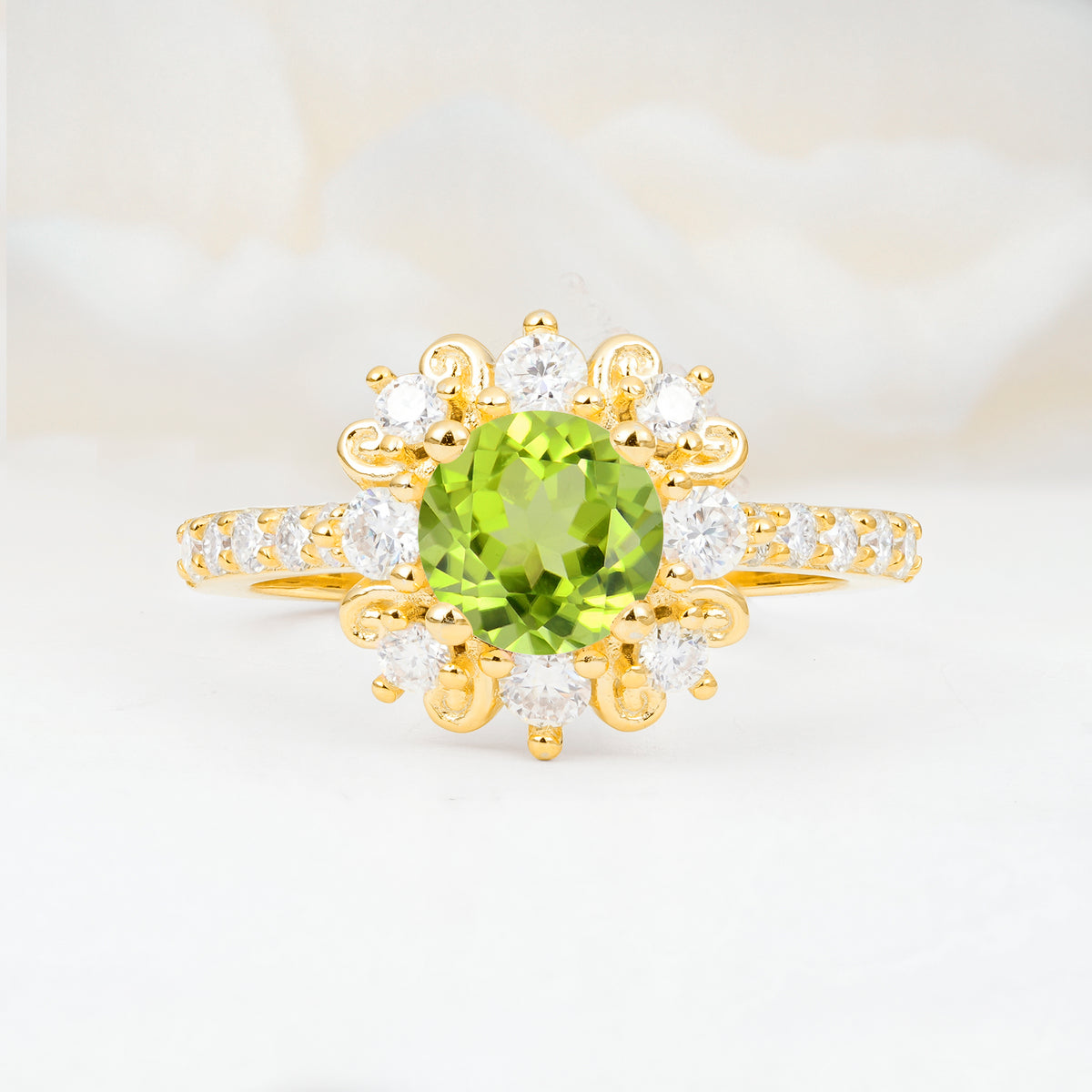 SR12539 Peridot Ring - Yellow-Gold
