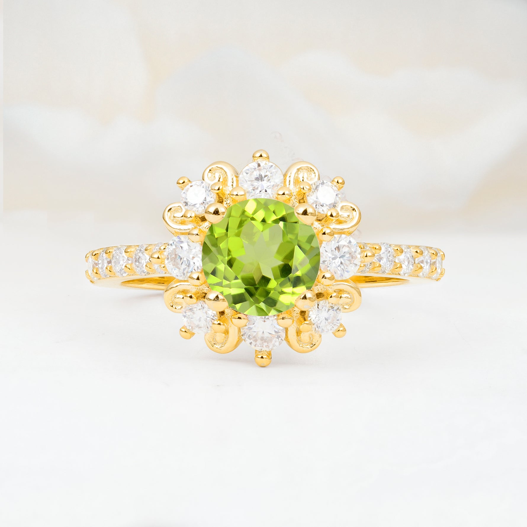 SR12539 Peridot Ring - Yellow-Gold