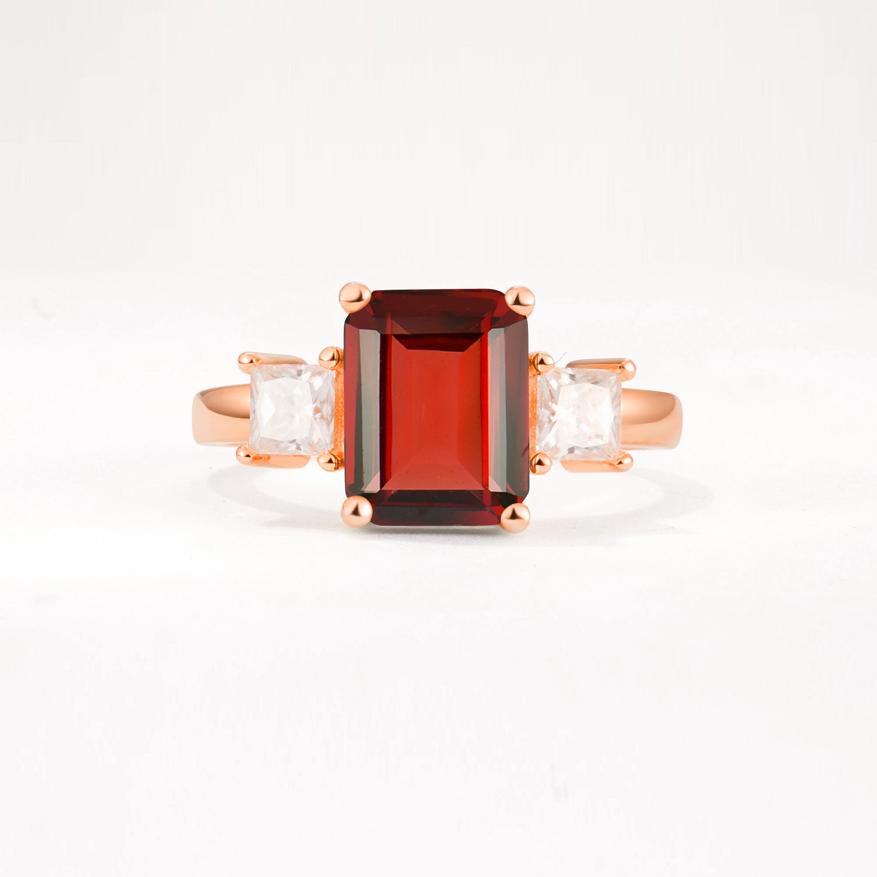 SR12583 Garnet Ring - Additional view