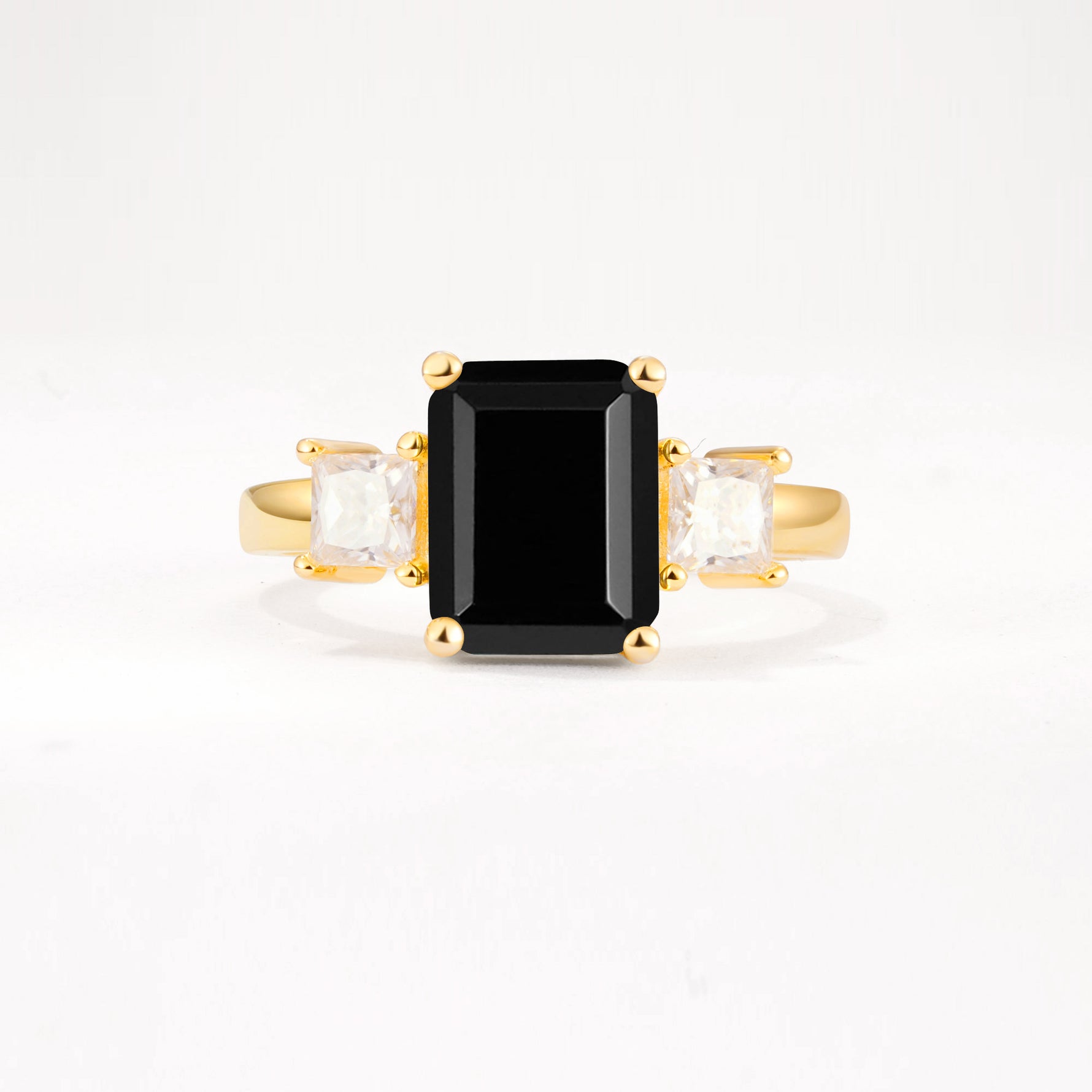 SR12583 Black Onyx Ring - Yellow-Gold