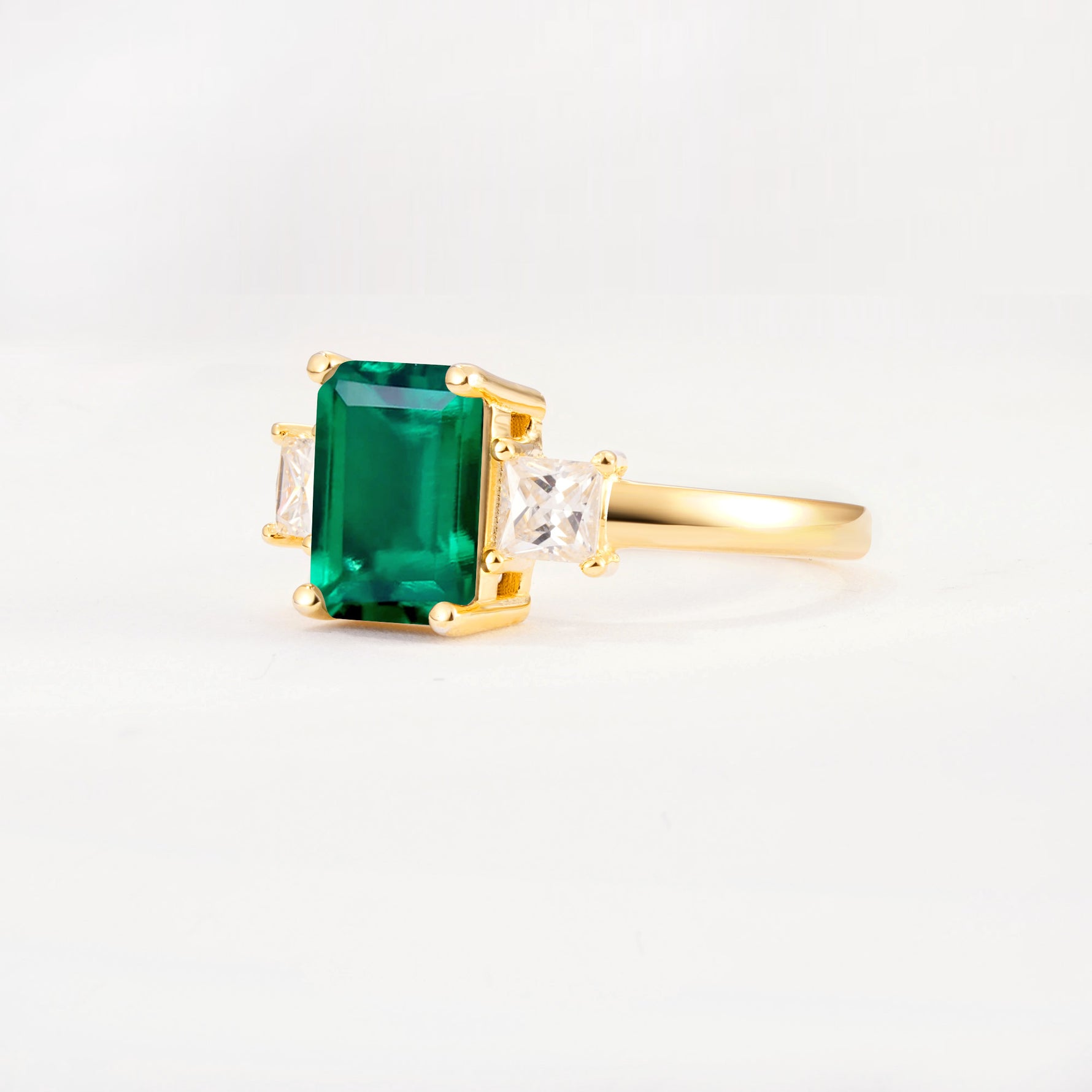 SR12583 Emerald Ring - White-Gold