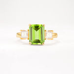 SR12583 Peridot Ring - Yellow-Gold