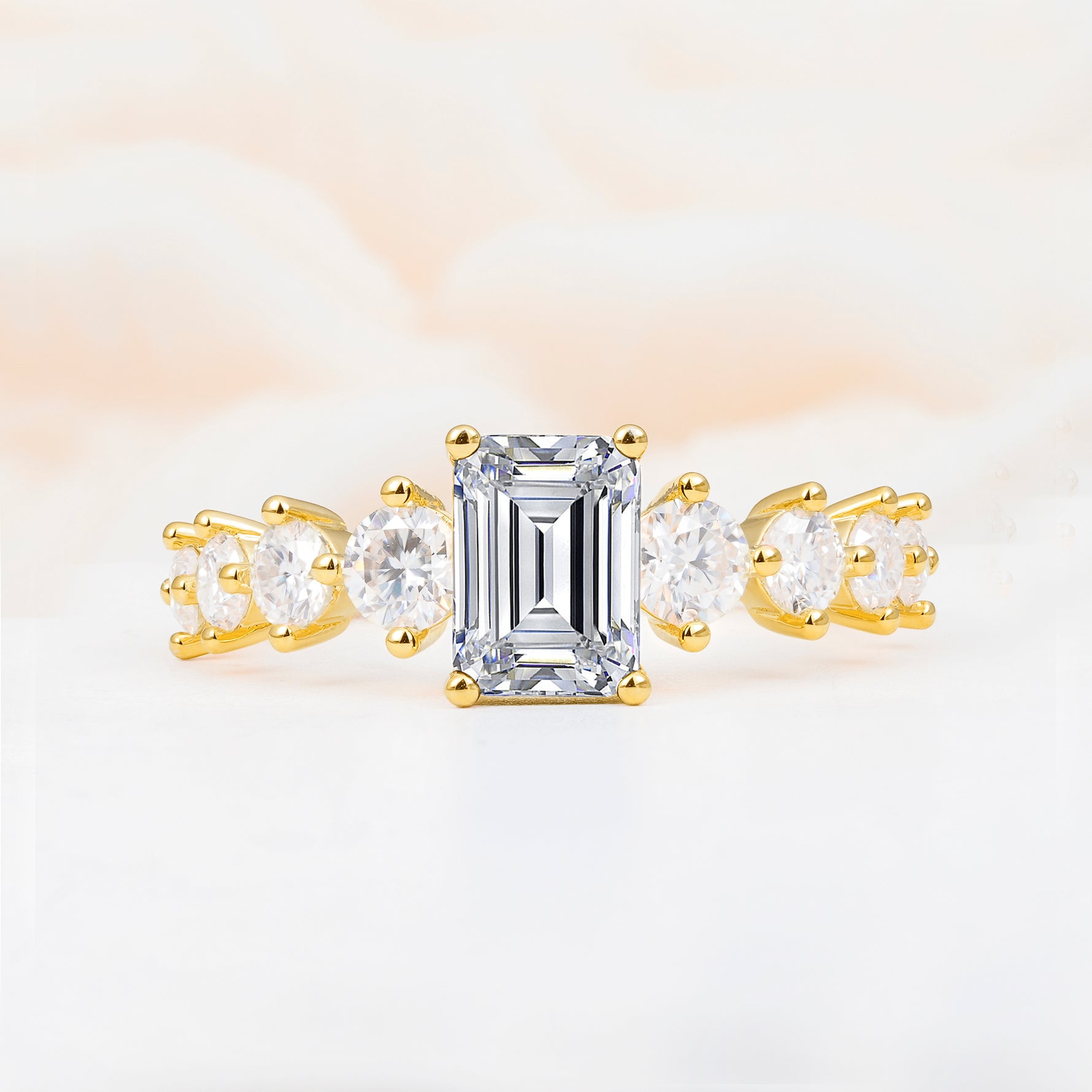 SR12633 Lab Diamond Ring - Yellow-Gold
