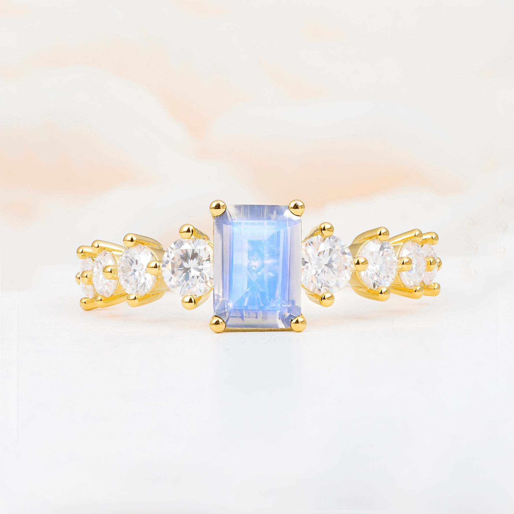 SR12633 Moonstone Ring - Yellow-Gold
