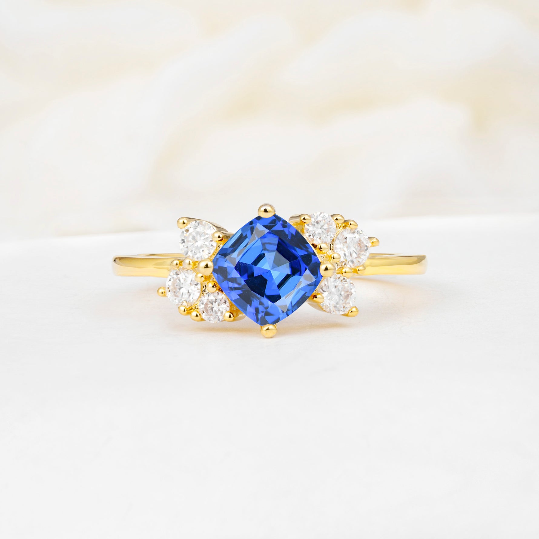 SR12947 Sapphire Ring - Yellow-Gold