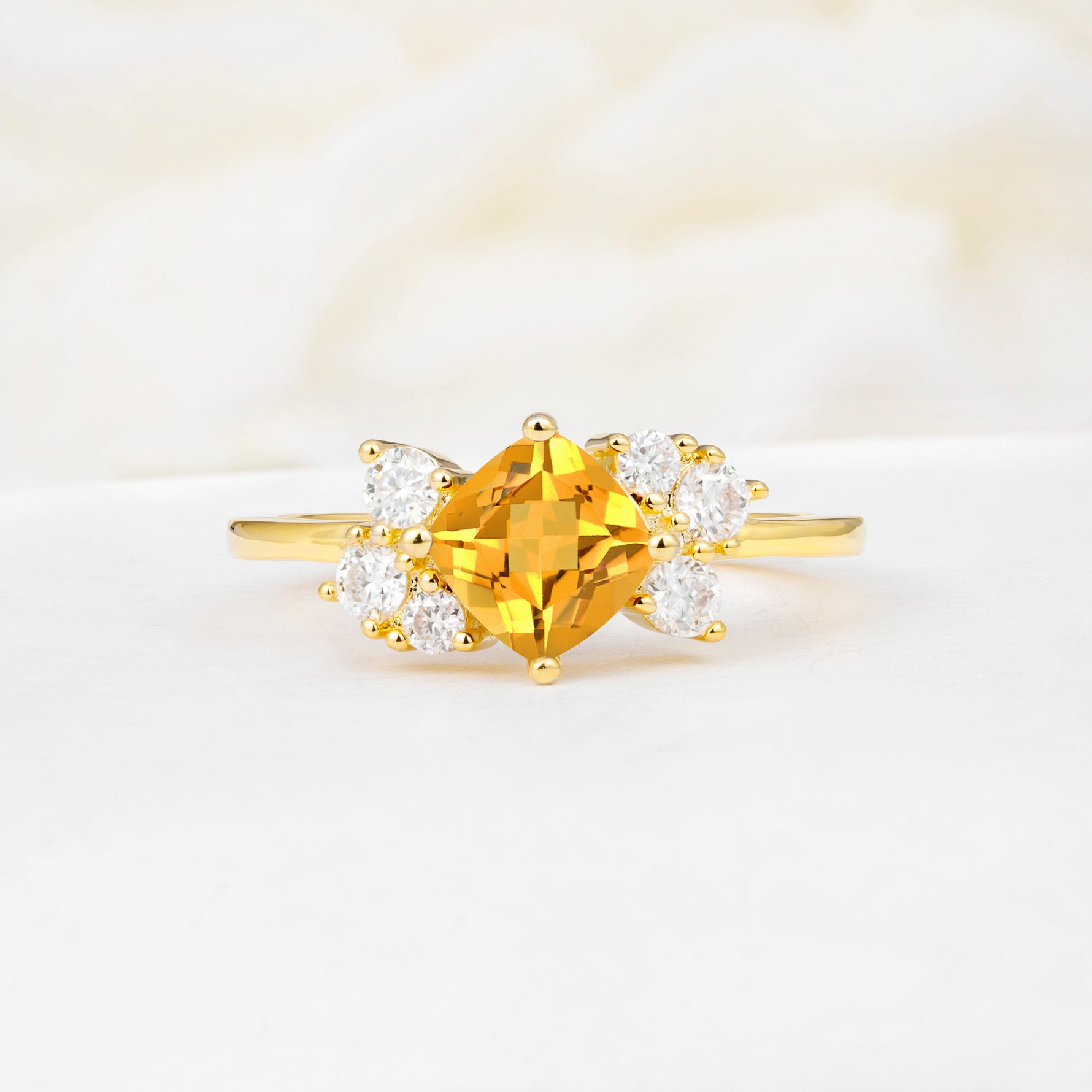 SR12947 Citrine Ring - Yellow-Gold
