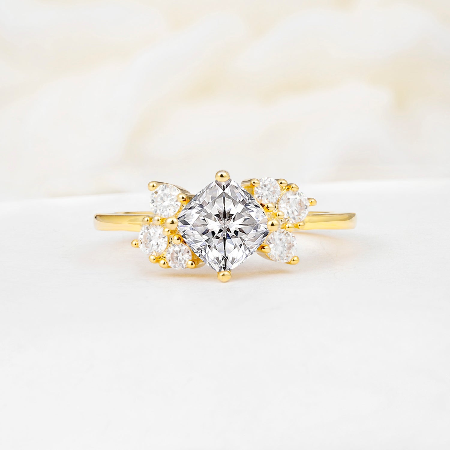 SR12947 Lab Diamond Ring - Yellow-Gold