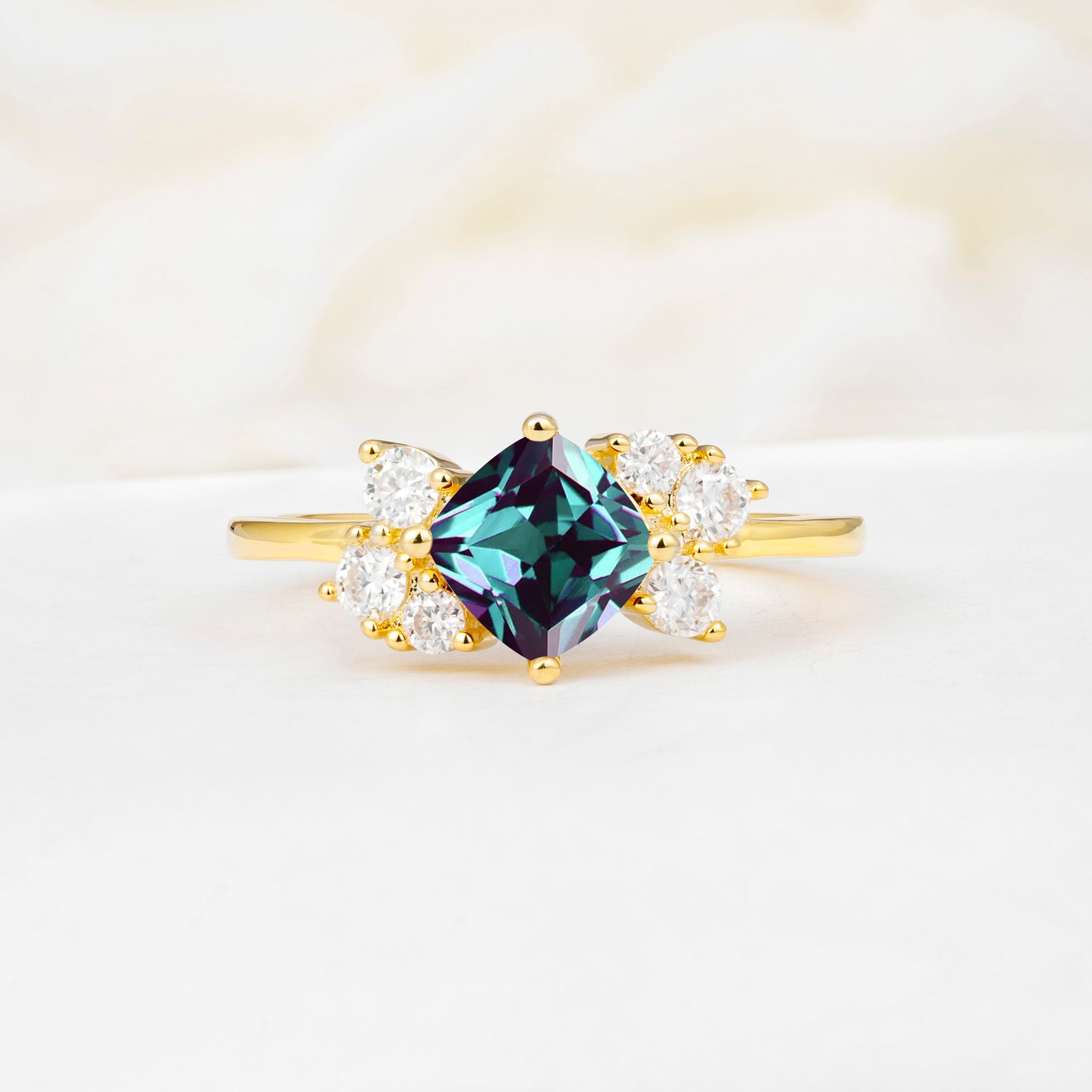 SR12947 Alexandrite Ring - Yellow-Gold