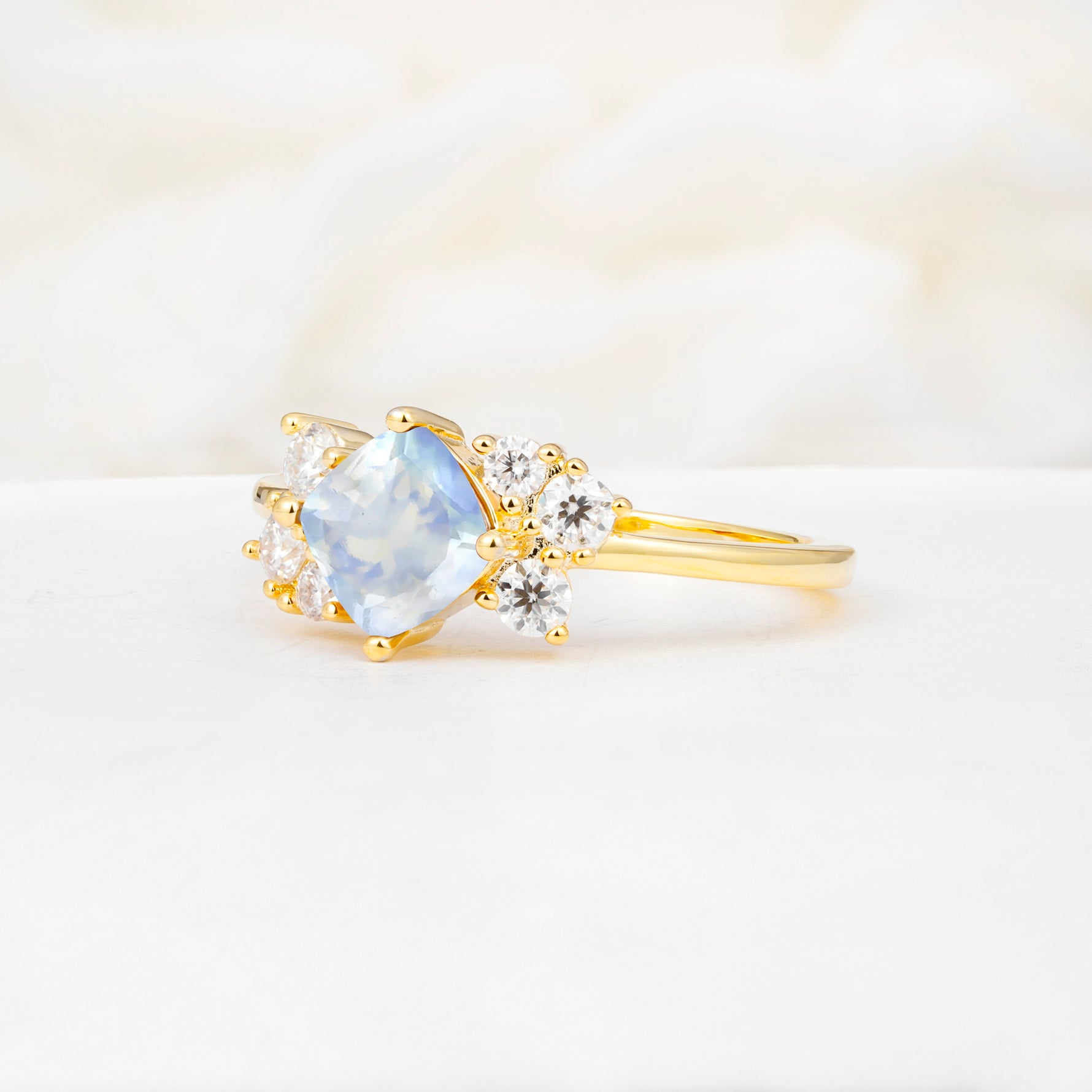 SR12947 Moonstone Ring - White-Gold