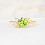SR12947 Peridot Ring - Yellow-Gold