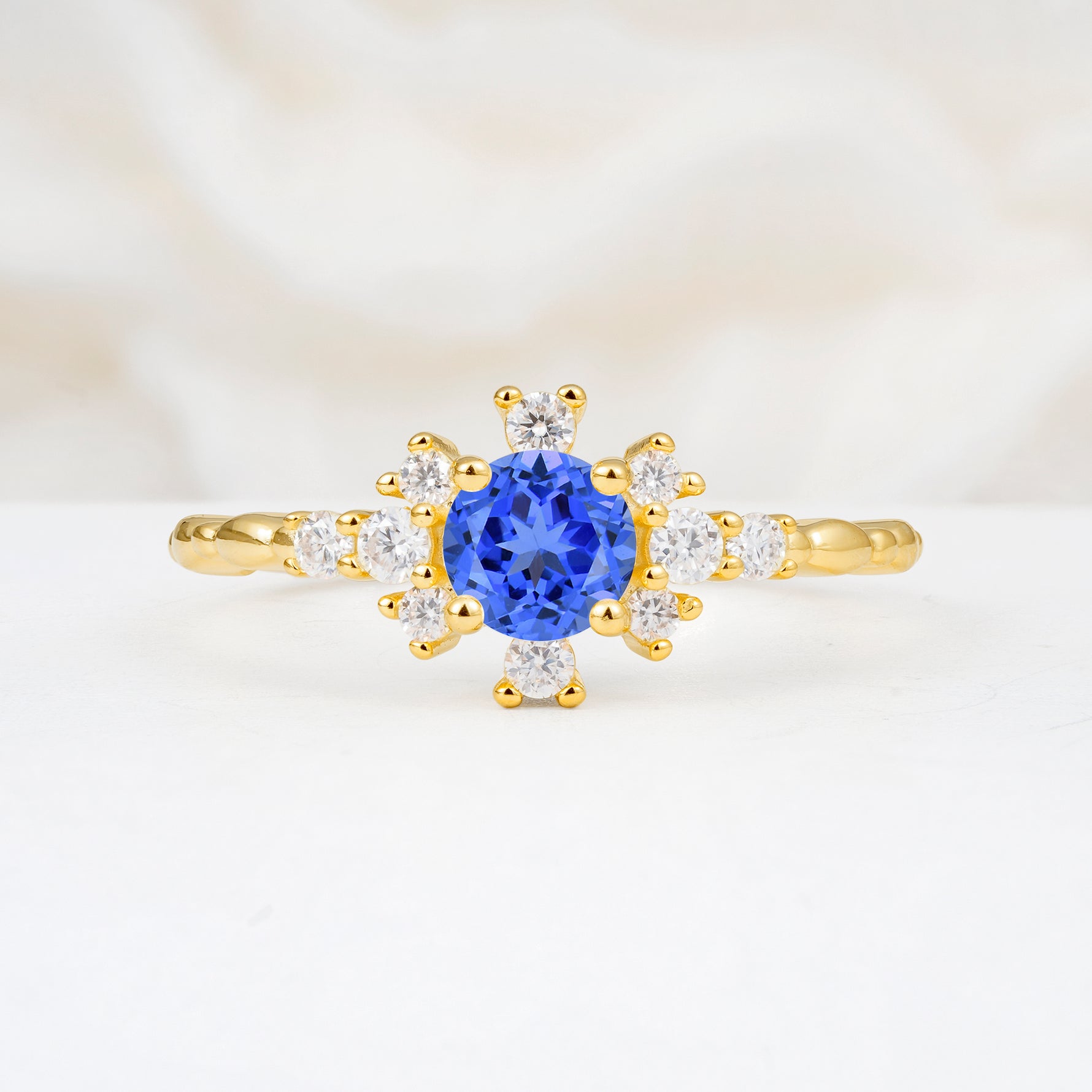 SR13123 Sapphire Ring - Yellow-Gold