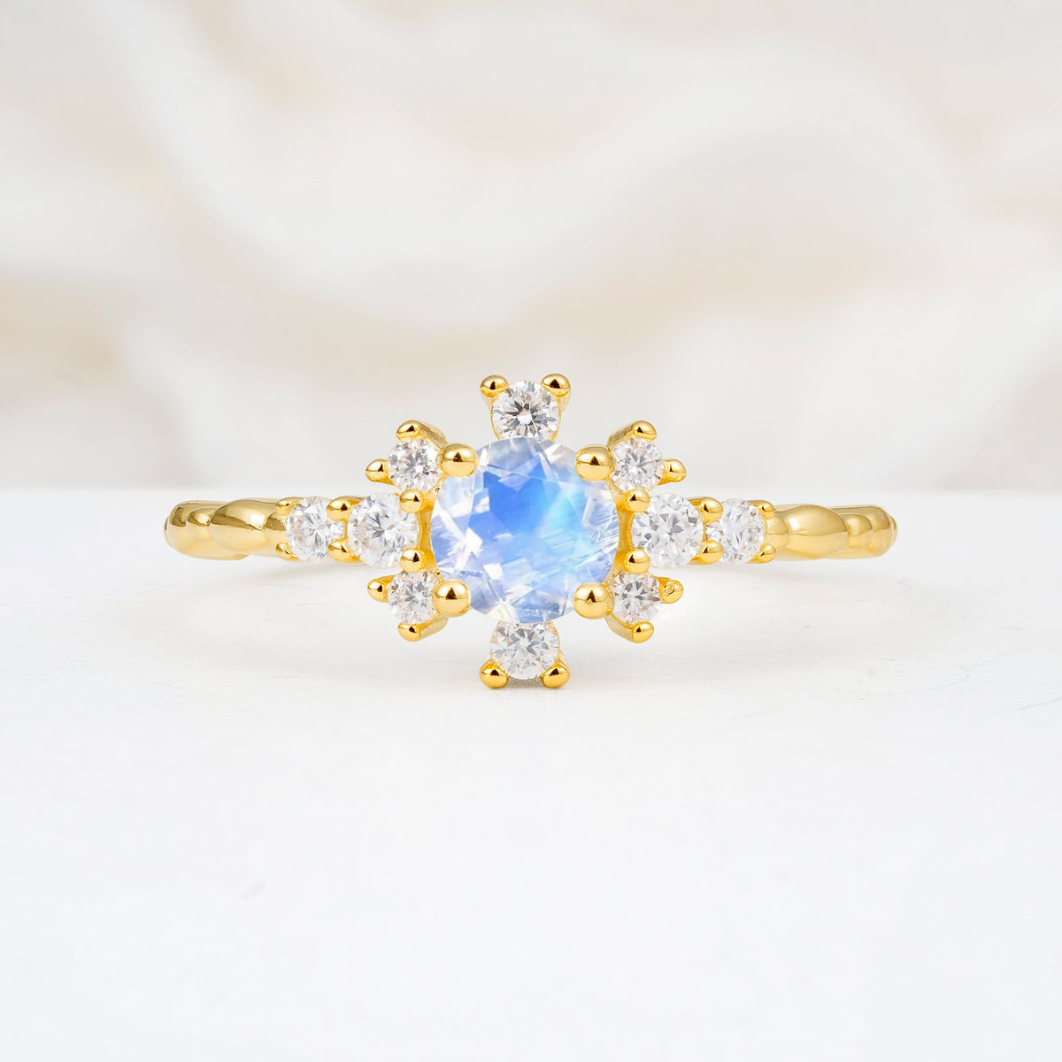 SR13123 Moonstone Ring - Yellow-Gold