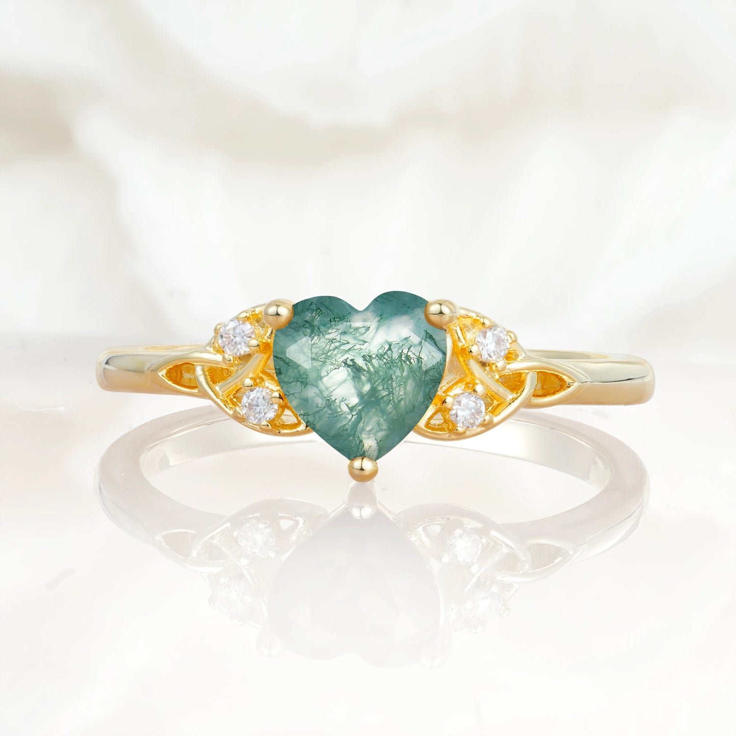 Vintage Heart-Shaped Moss Agate Ring with Side Stone