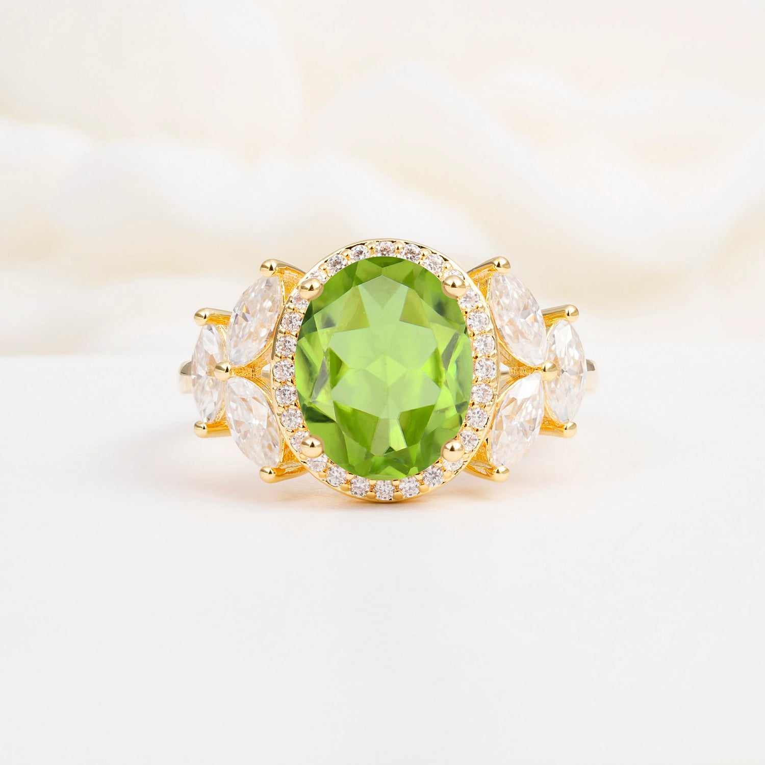 SR14139 Peridot Ring - Yellow-Gold