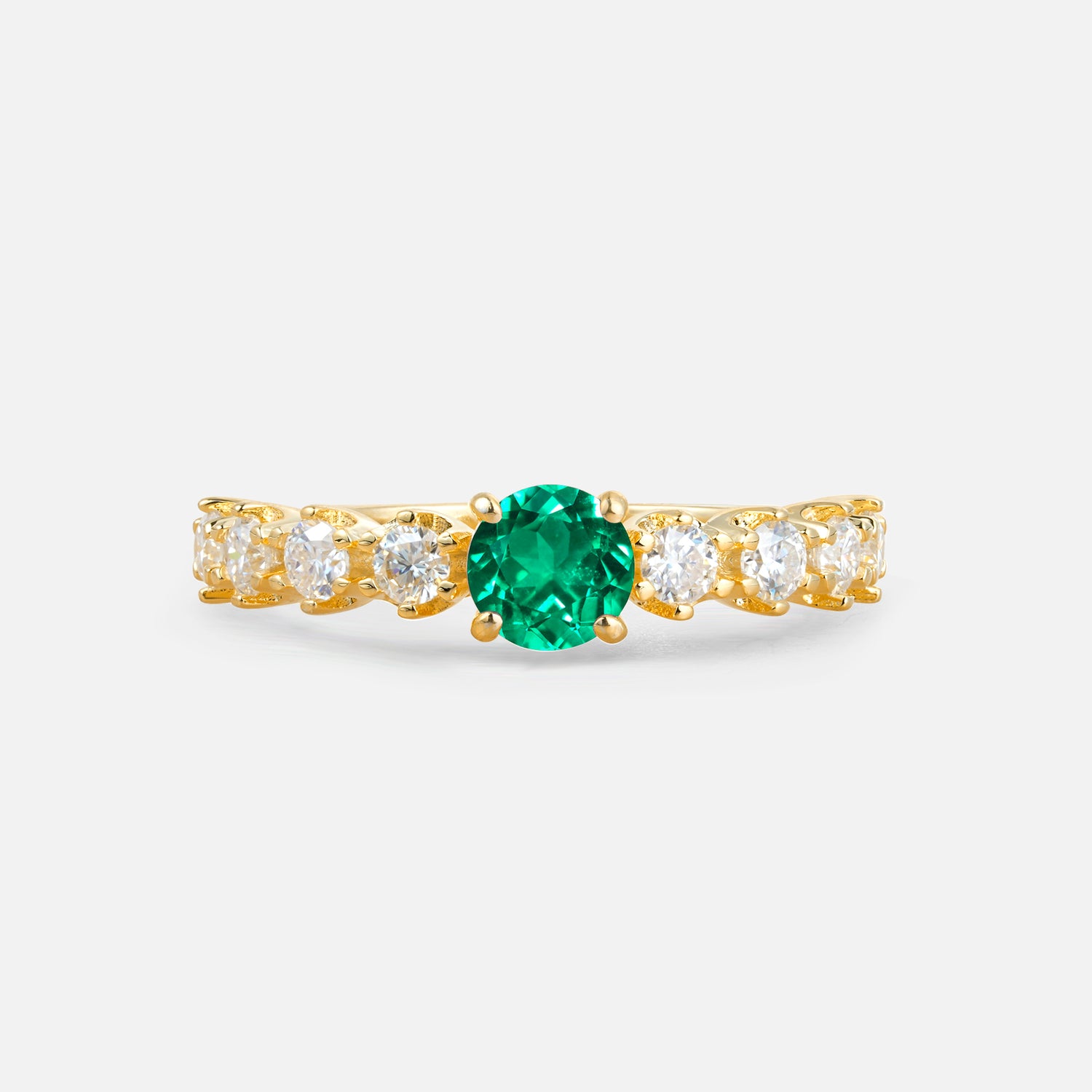Classic Round-Shaped Emerald Ring for Proposal and Anniversary Gifts