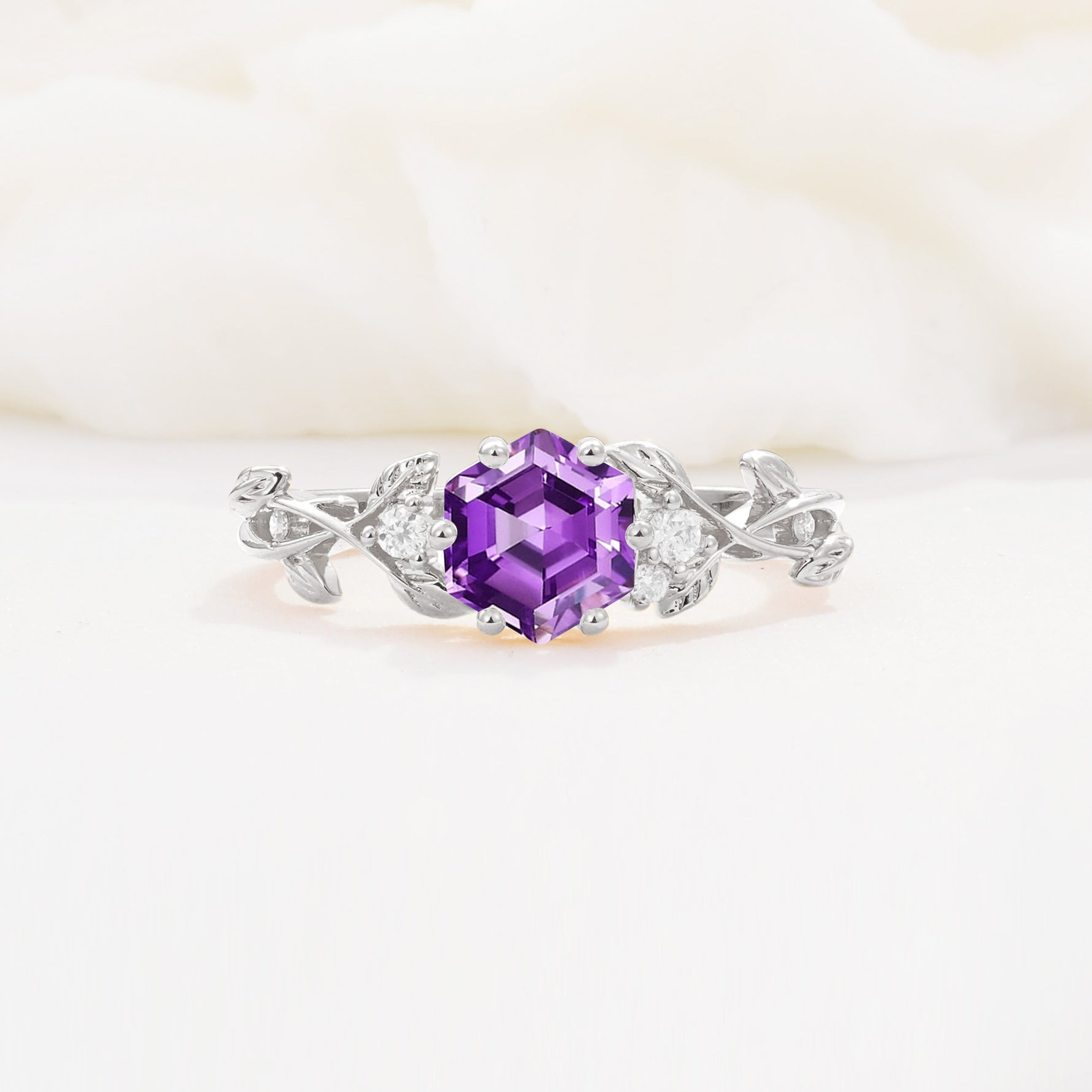 SR17002 Amethyst Ring - Additional view