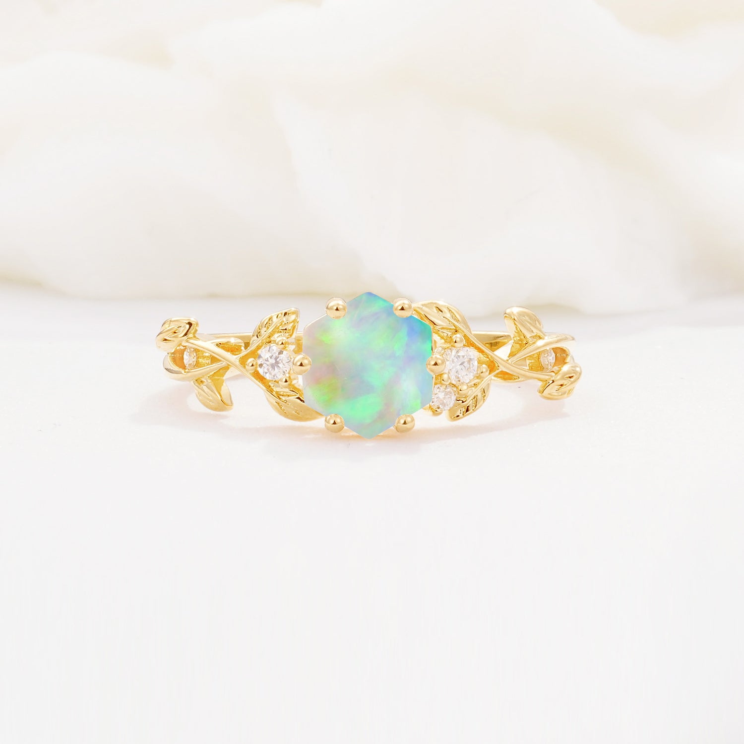 SR17002 Fire Opal Ring - Yellow-Gold