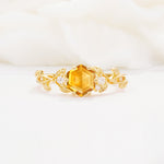 SR17002 Citrine Ring - Yellow-Gold