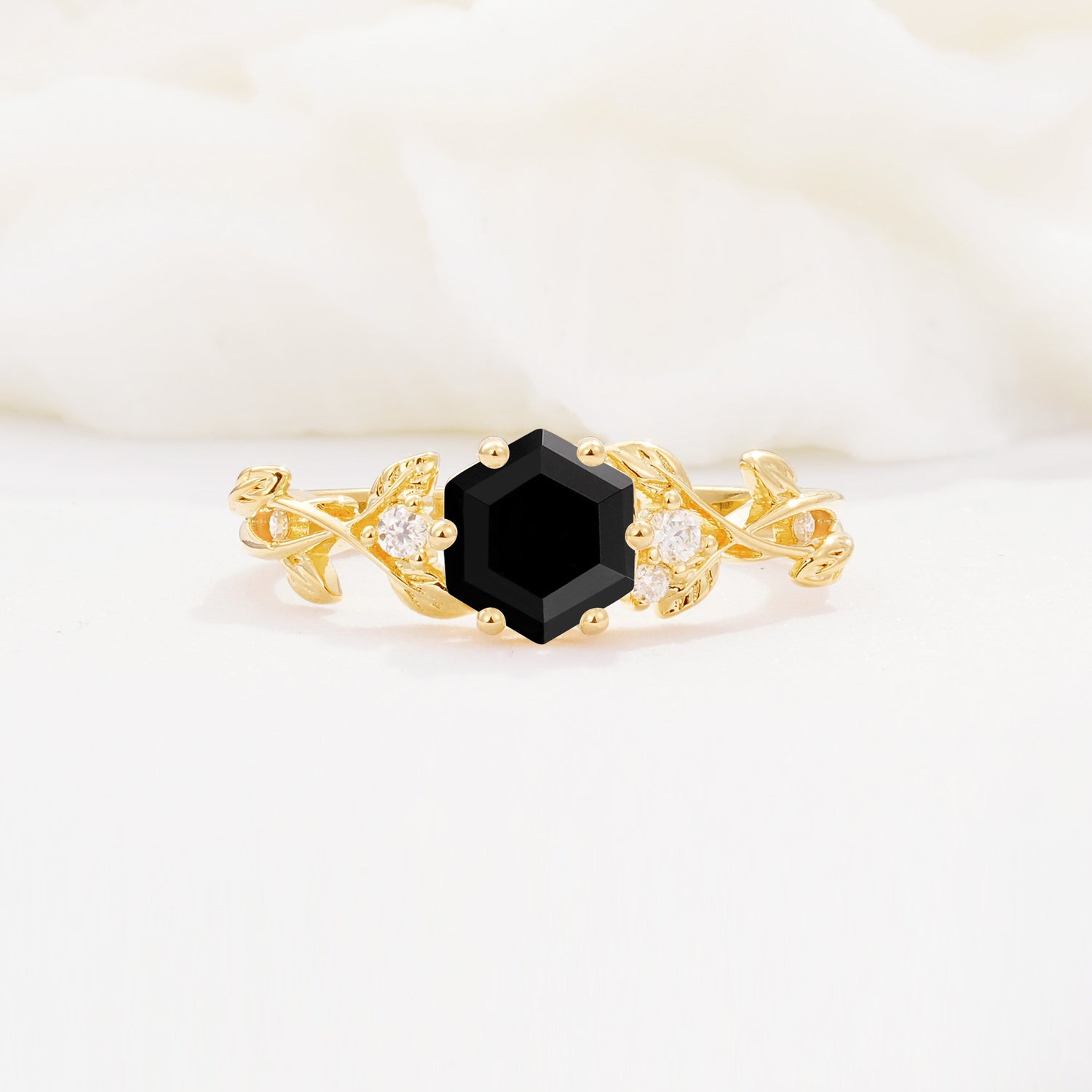 SR17002 Black Onyx Ring - Yellow-Gold
