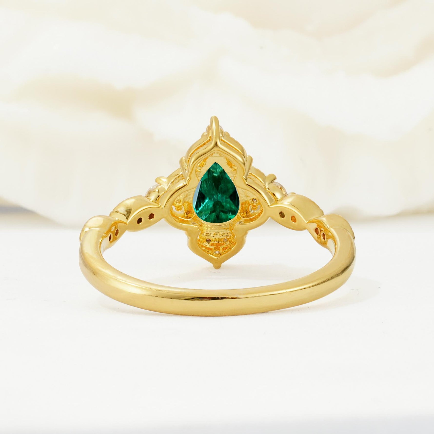 Vintage Pear Cut Emerald Scalloped Halo Engagement Ring - Additional view