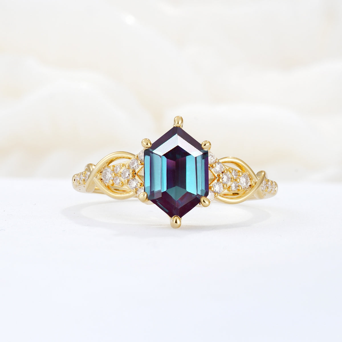 Exquisite Hexagonal Cut Twisted Band Alexandrite Engagement Ring - Additional view