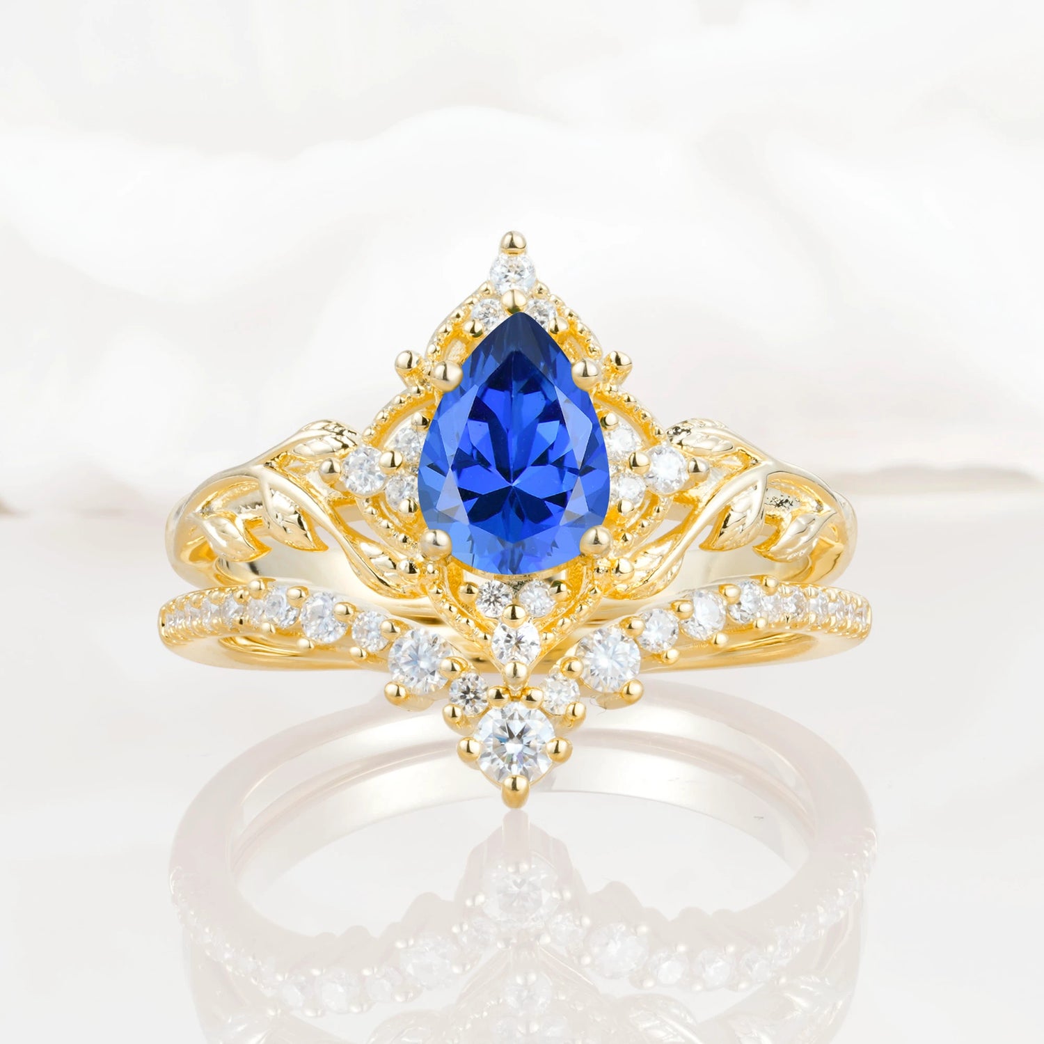 Nature Inspired  Pear Cut Sapphire Bridal Ring Set