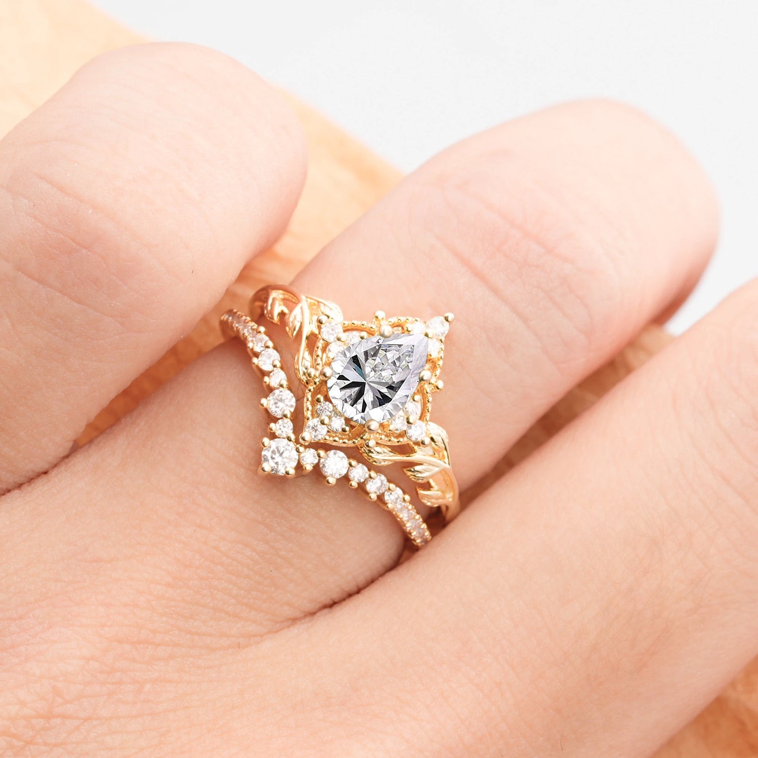 Nature Inspired Pear Cut Lab Diamond Bridal Ring Set