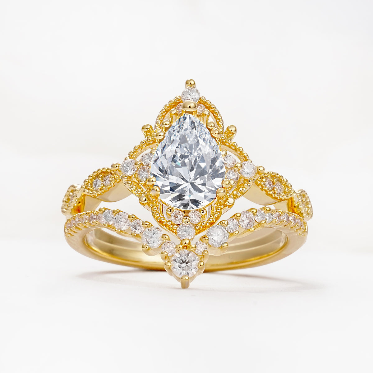 Luxury Pear Cut Milgrain Halo Lab Diamond Bridal Ring Set - Yellow-Gold