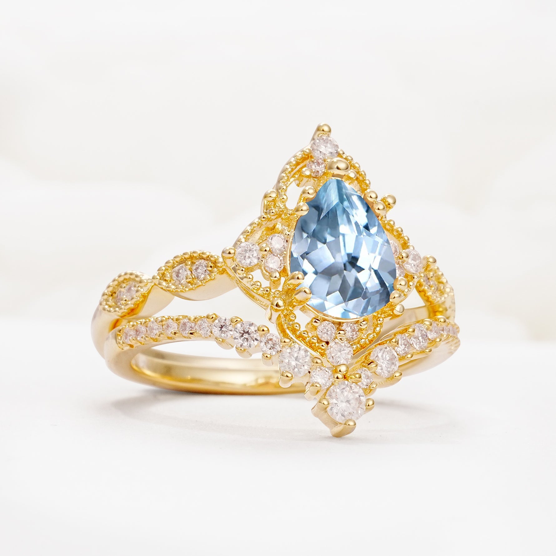 Luxury Pear Cut Milgrain Halo Aquamarine Bridal Ring Set - White-Gold