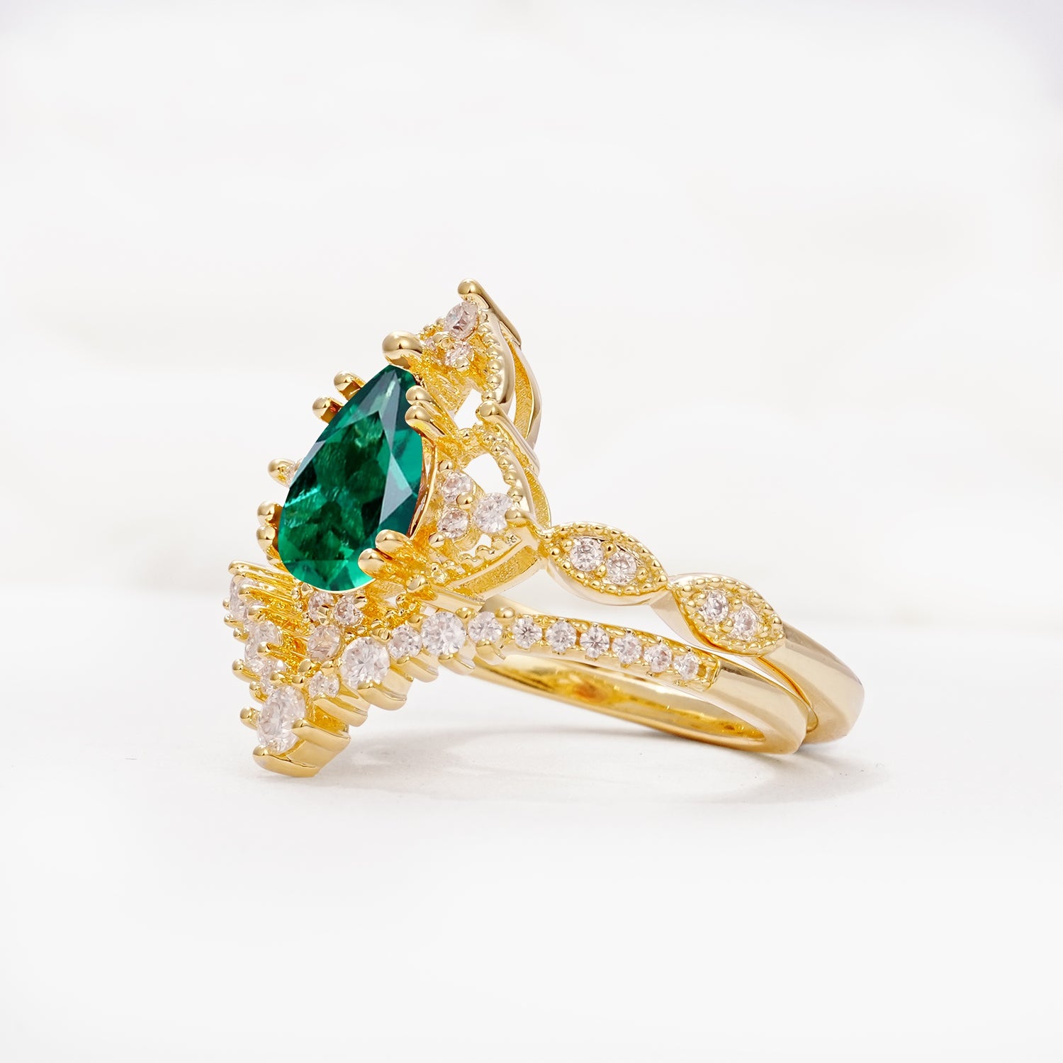 Luxury Pear Cut Milgrain Halo Emerald Bridal Ring Set - Rose-Gold
