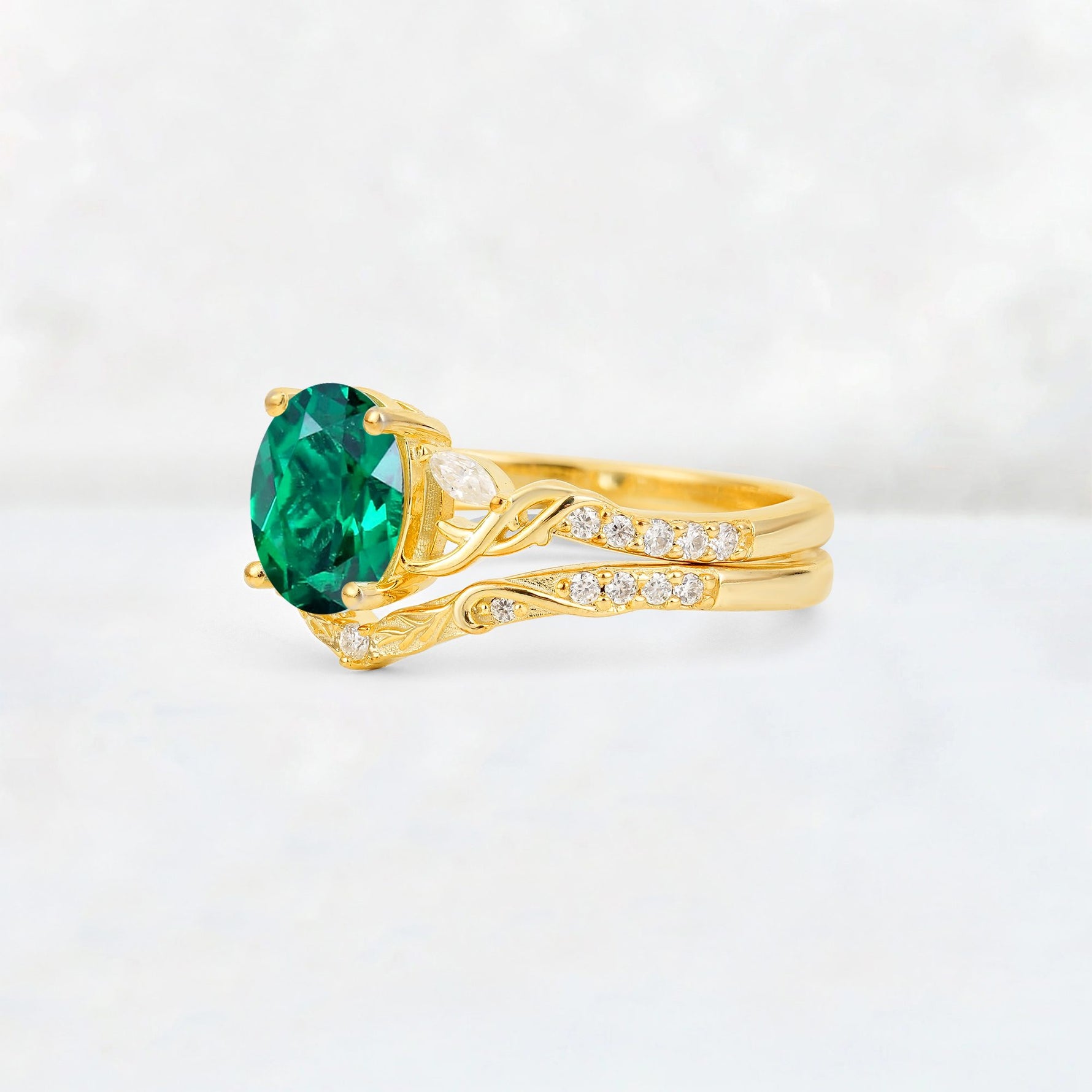 Oval Cut Emerald Wedding Ring Set with Leaf and Vine Detail - Rose-Gold