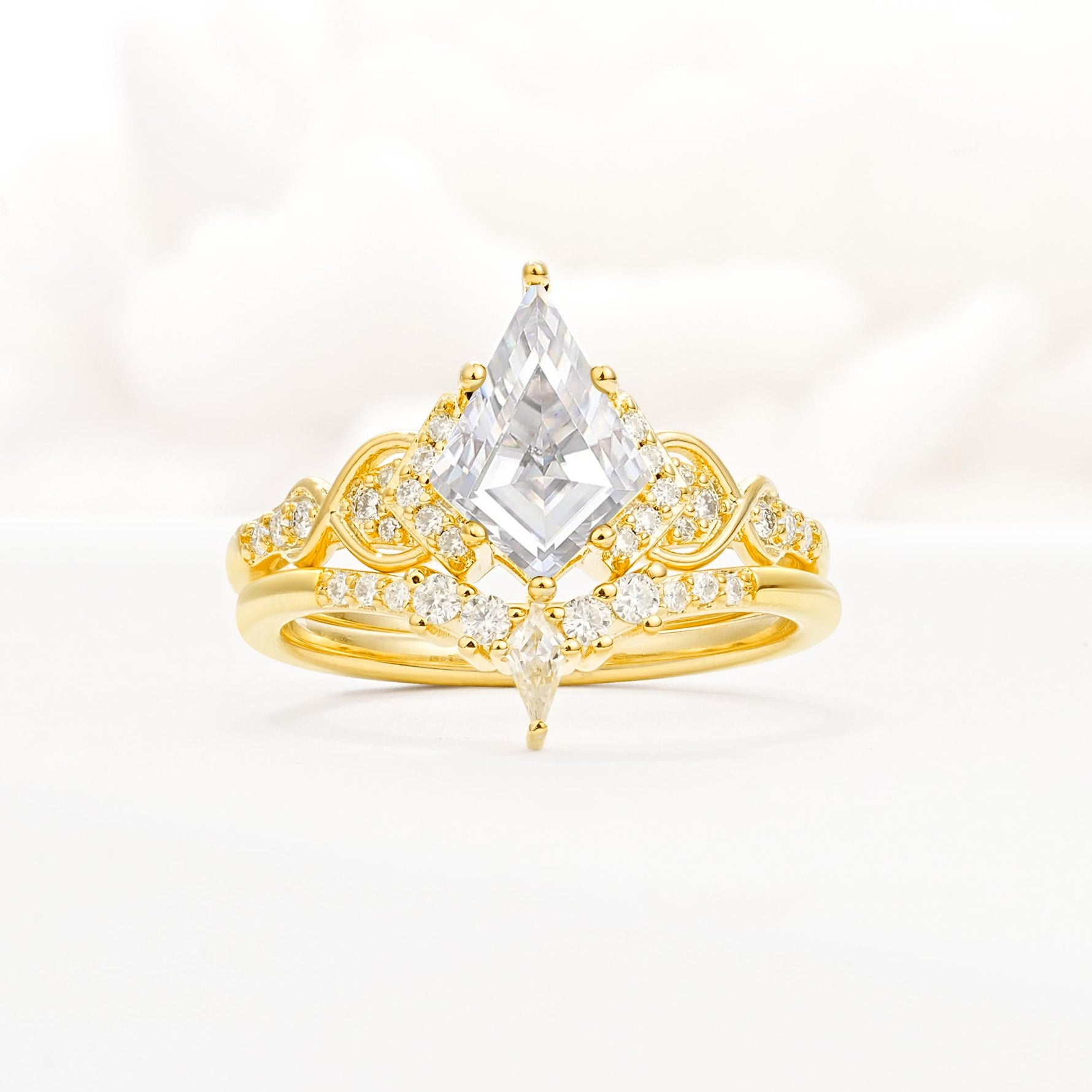 Vintage Kite Cut Moissanite Engagement Ring Set with Chevron Band - Yellow-Gold